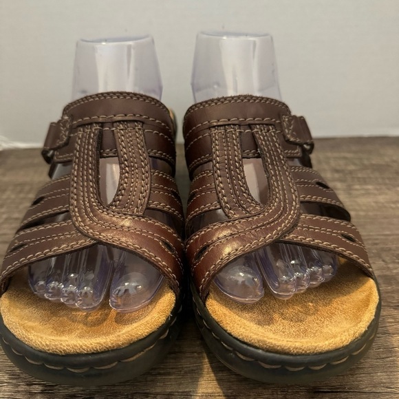 Clarks Bendables Lexi Belle Brown Adjustable Strap Comfort Slides Sandals - Picture 9 of 9